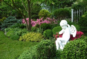 Cupid's Garden—Audrey Linstrom Maihack