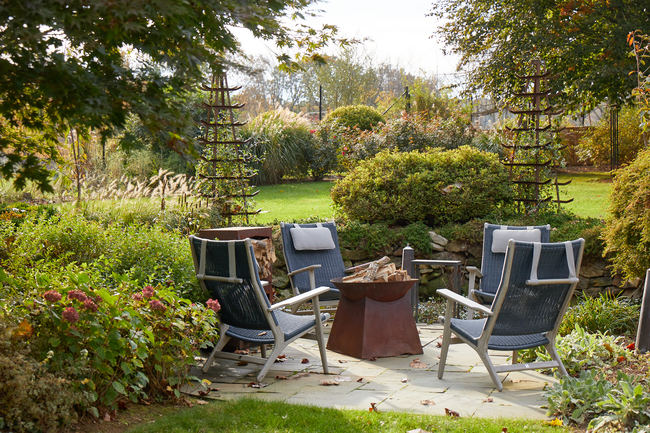 Antique Cabin Garden (The Garden of Dan Ruhland)
